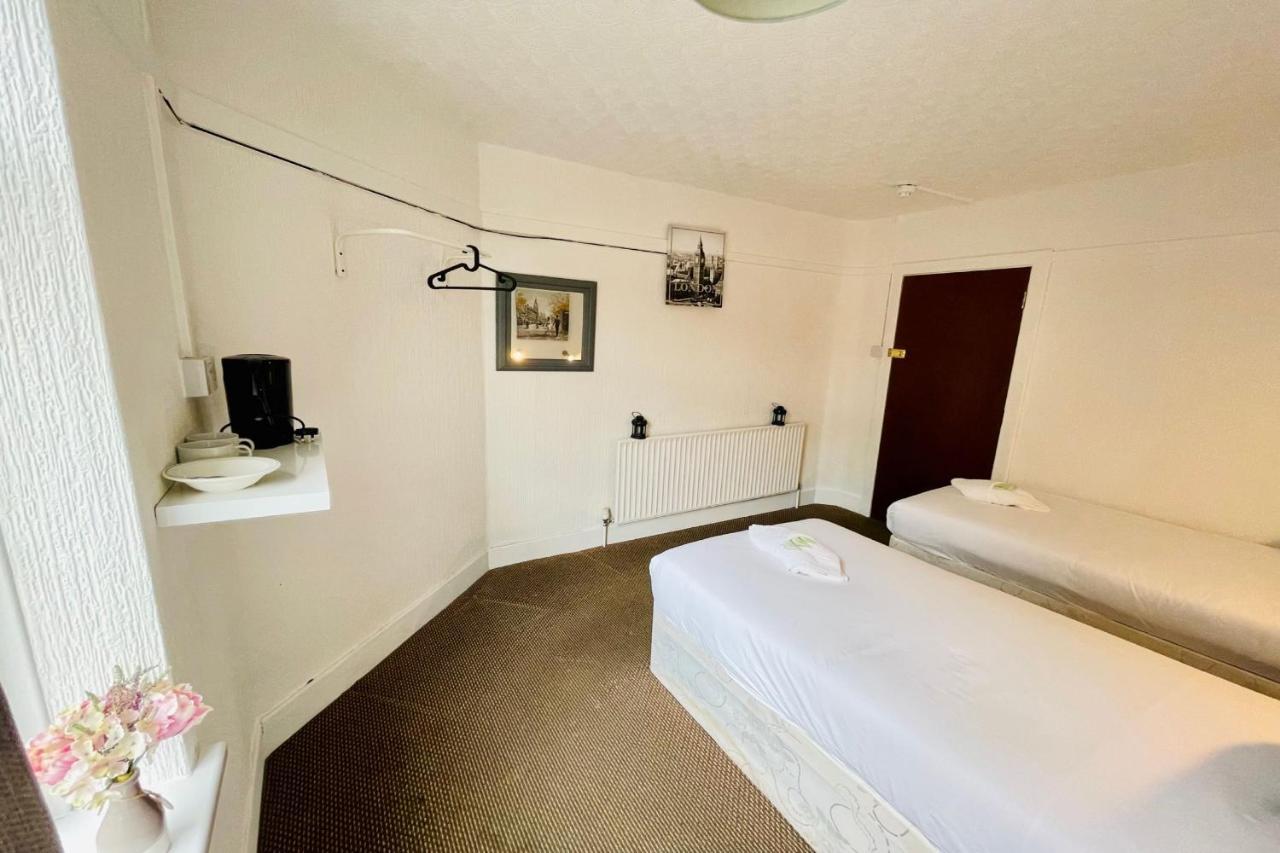 Oyo The Sun Hotel Skegness Exterior photo